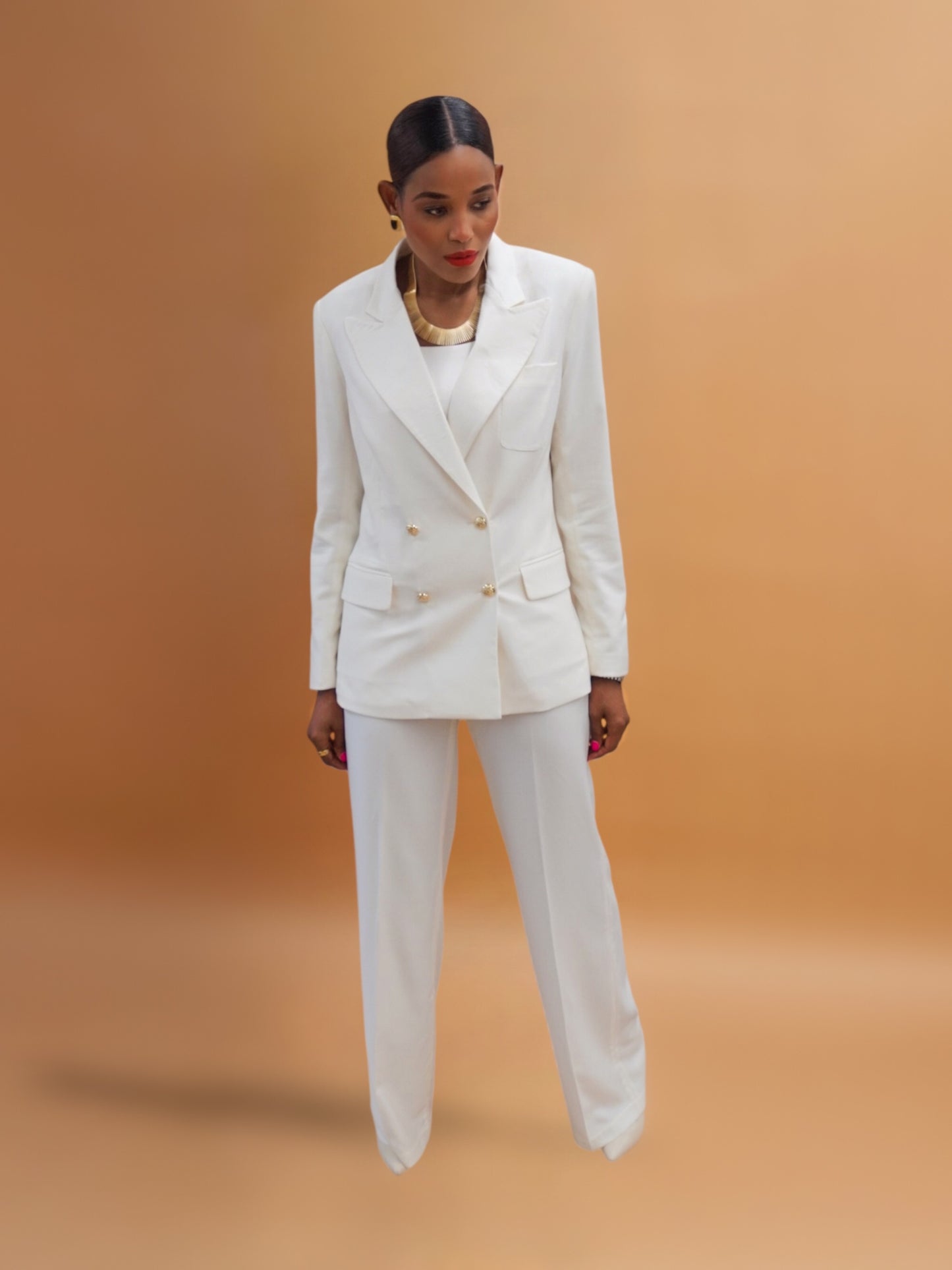 discover-wool-blazers-in-business suits-for-tall-women