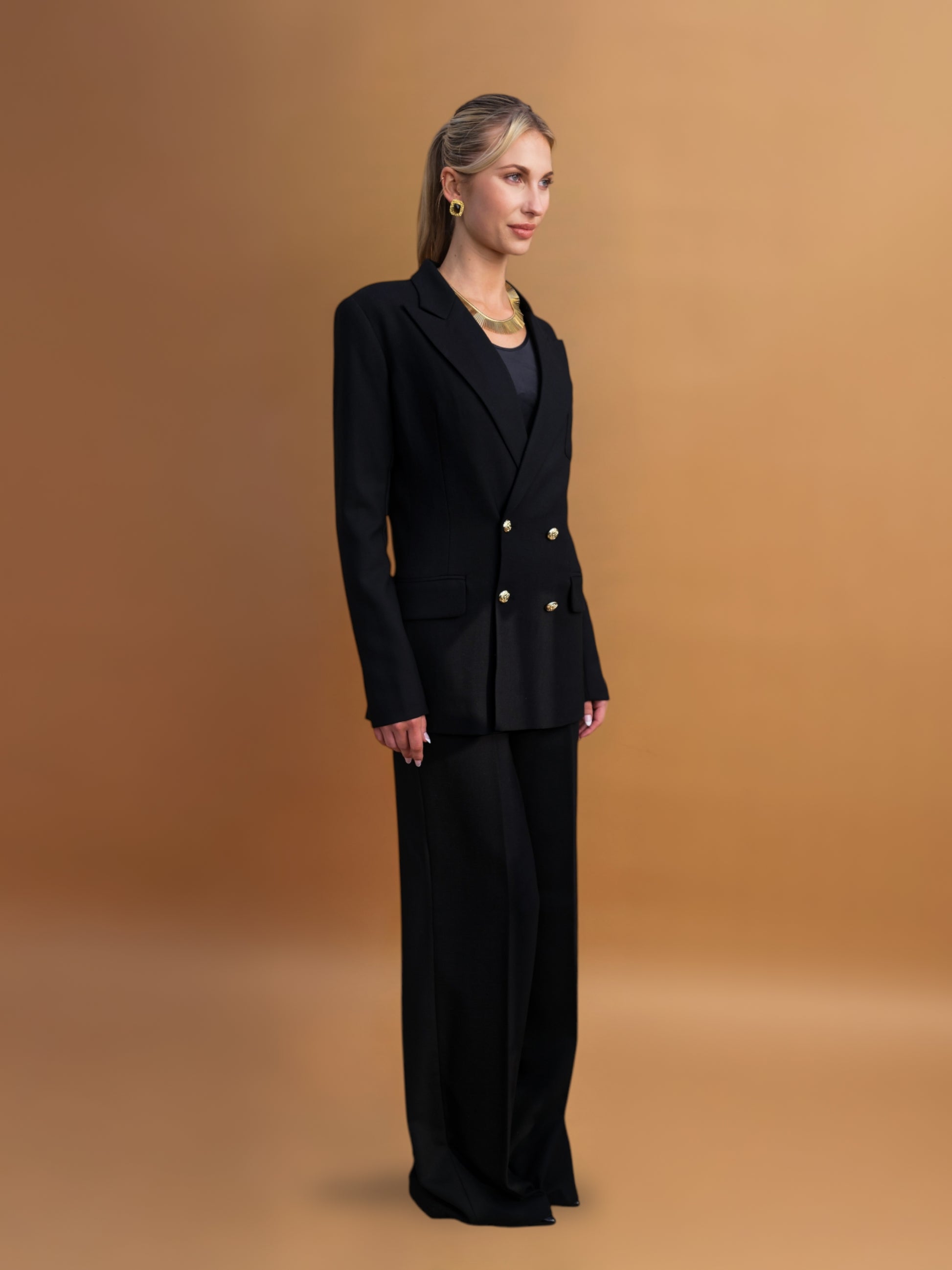 Black-Wool-Suit-for-Tall-Women