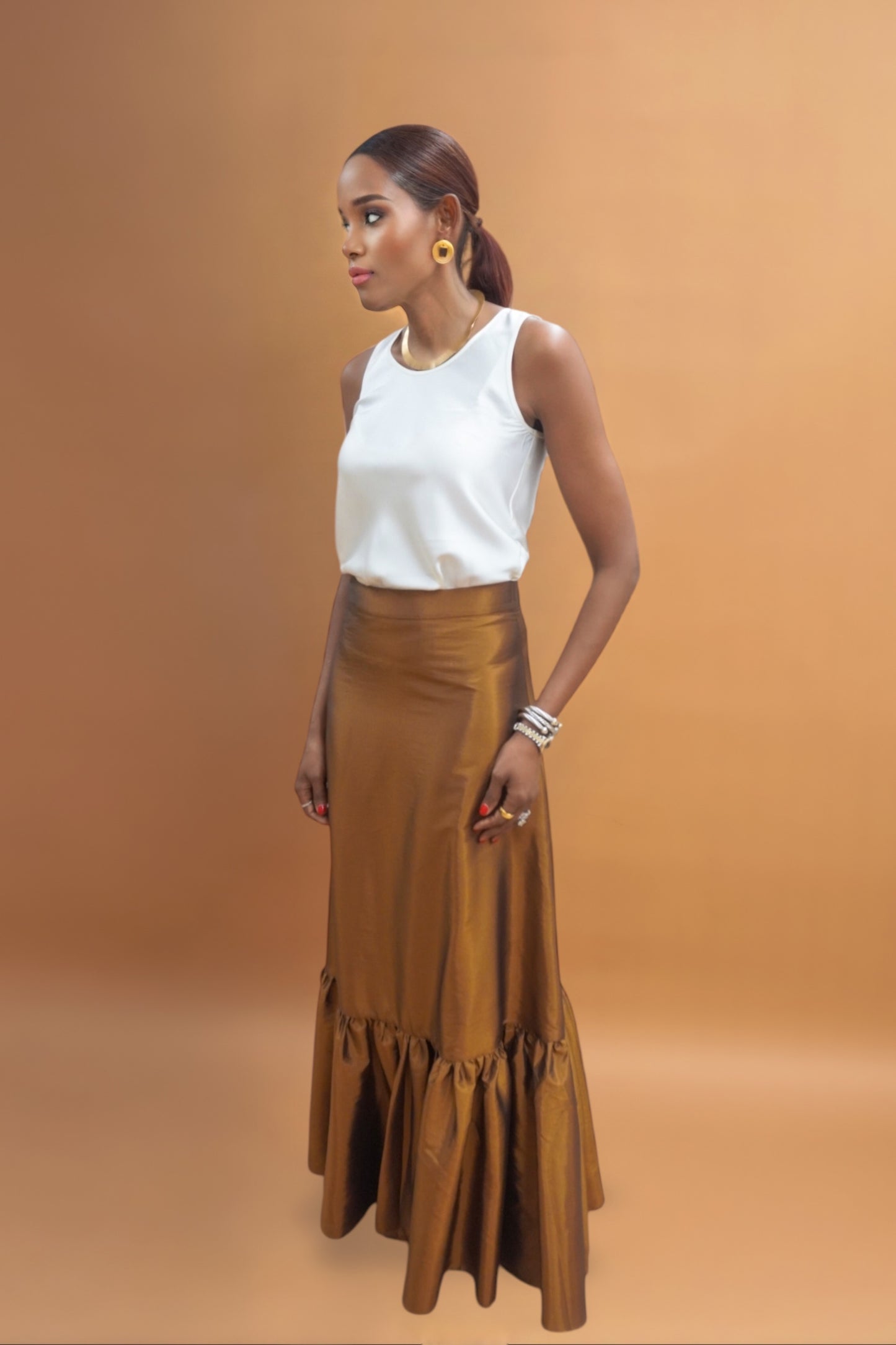 shop-the-Monroe-taffeta-maxi-skirt-for-tall-women-for-the-stylish-woman