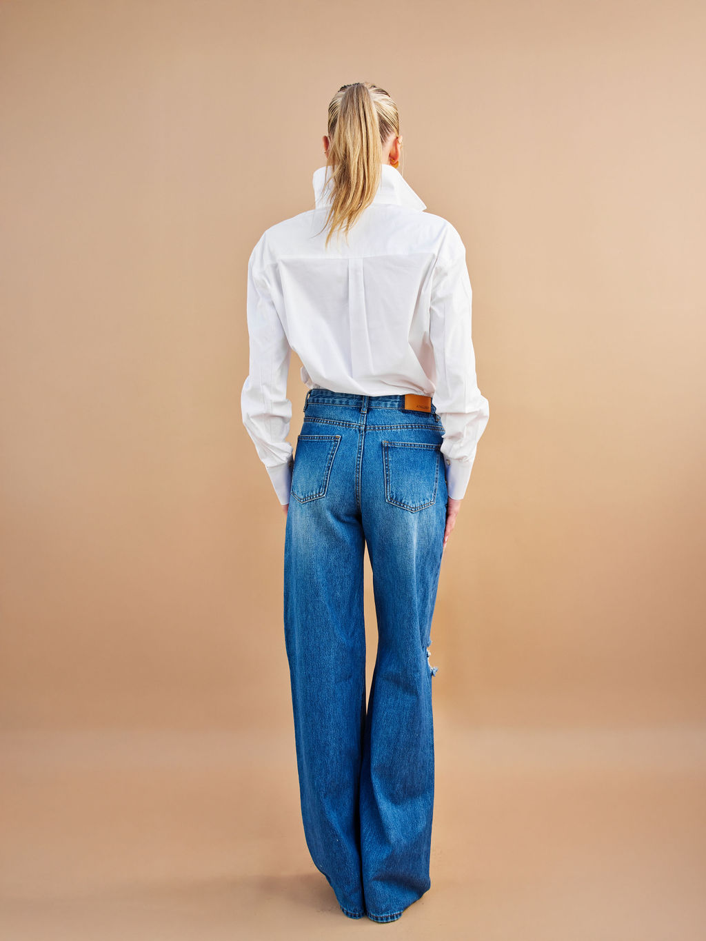 Shop-wide-legged-jeans-for-tall-women-37-inseam